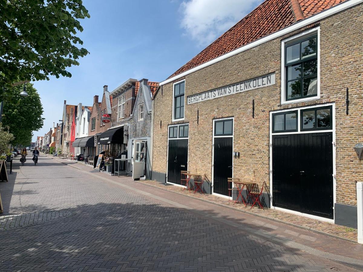 Pakhuis Aan De Haven - Bakboord 济里克泽 外观 照片